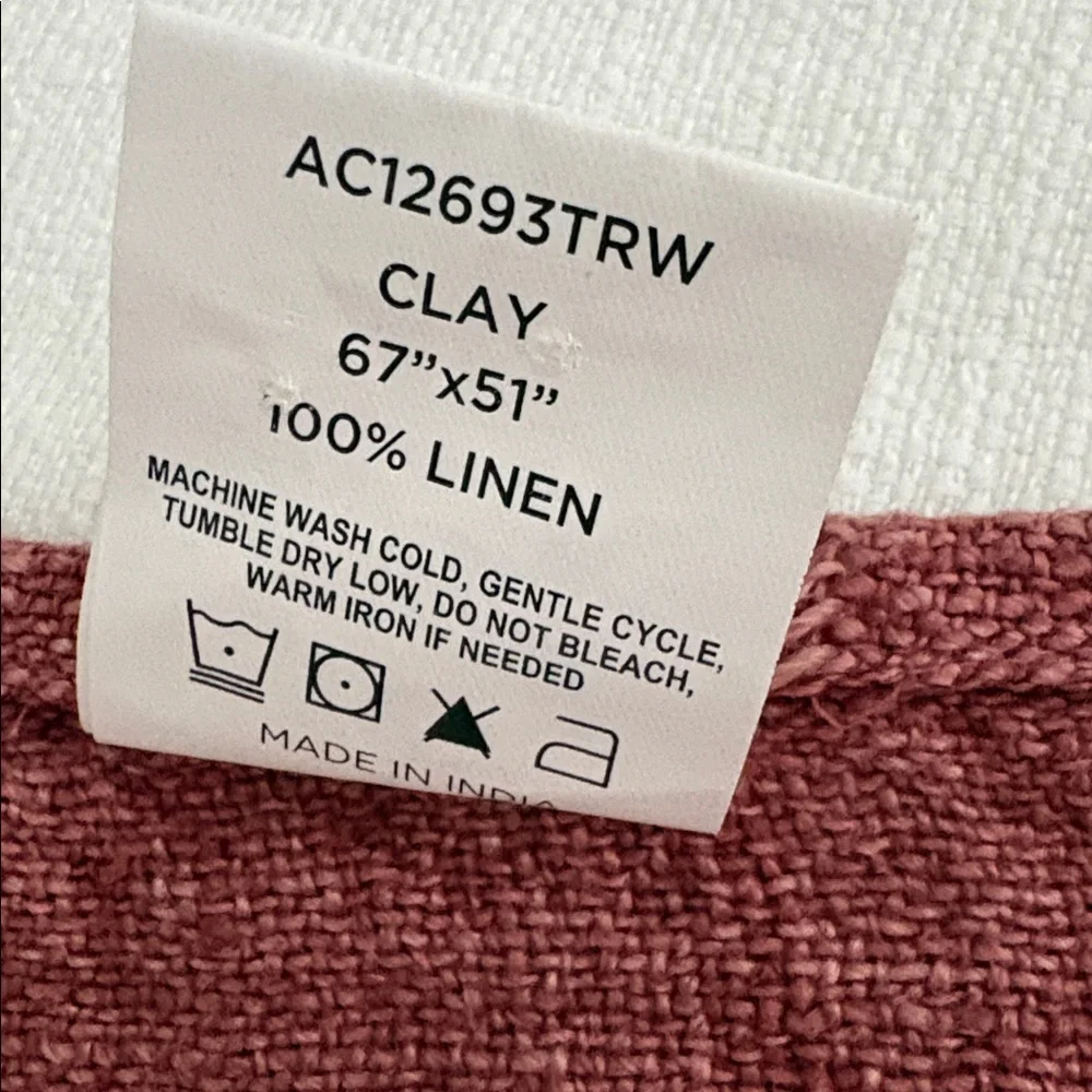 Mitchell Gold Luxe 100% linen throw 67” x 51” Color clay